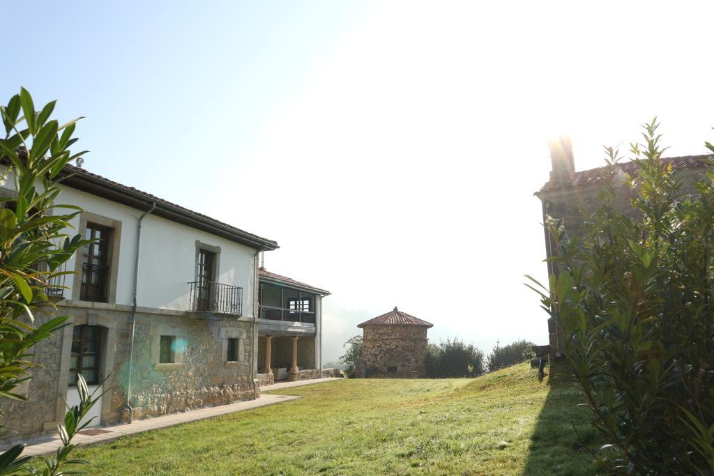 Hotel Casona Cuervo San Tirso de Candamo Exterior foto